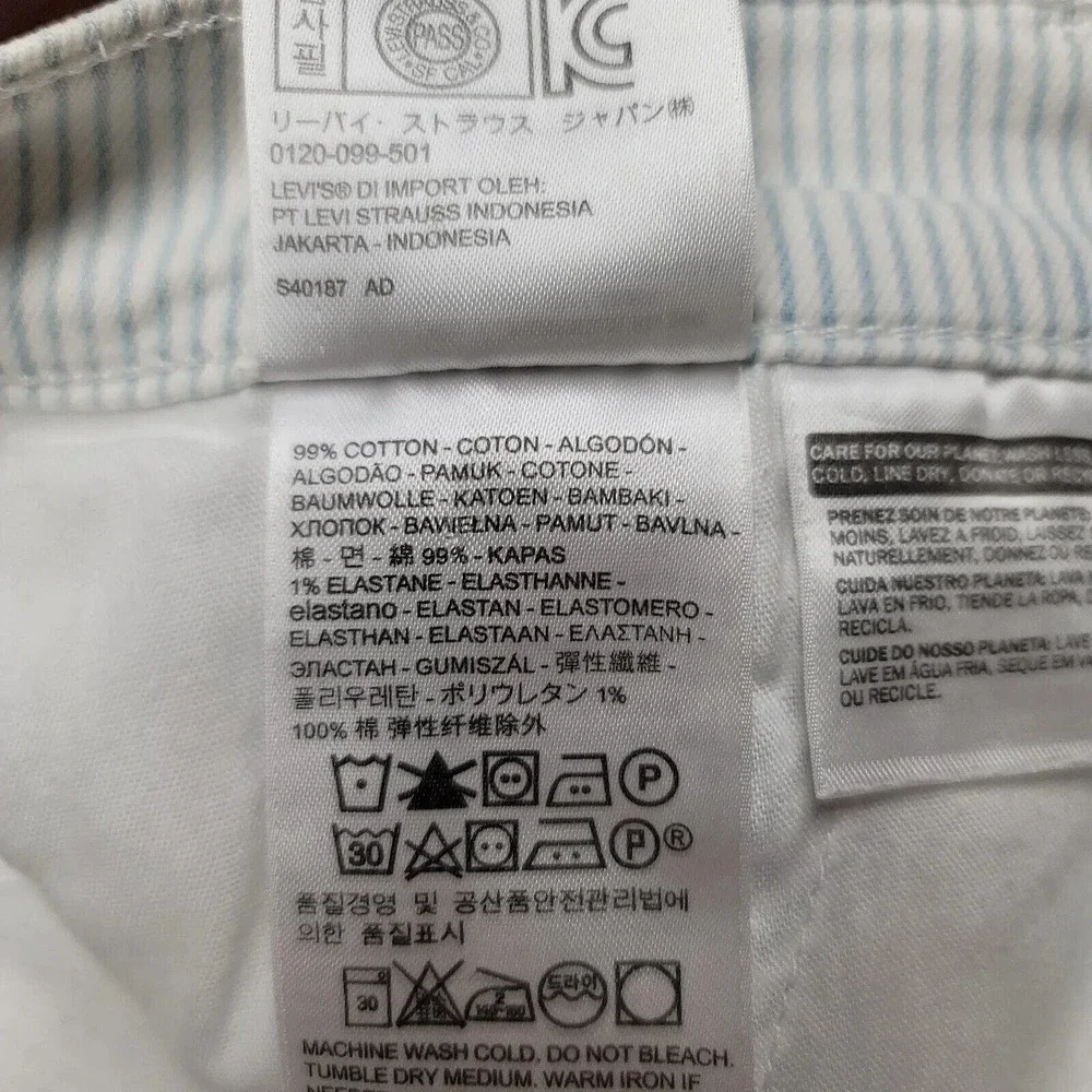Levi's Shorts Womens 28 White blue Striped Casual White Tab Cut Off Outdoor Logo